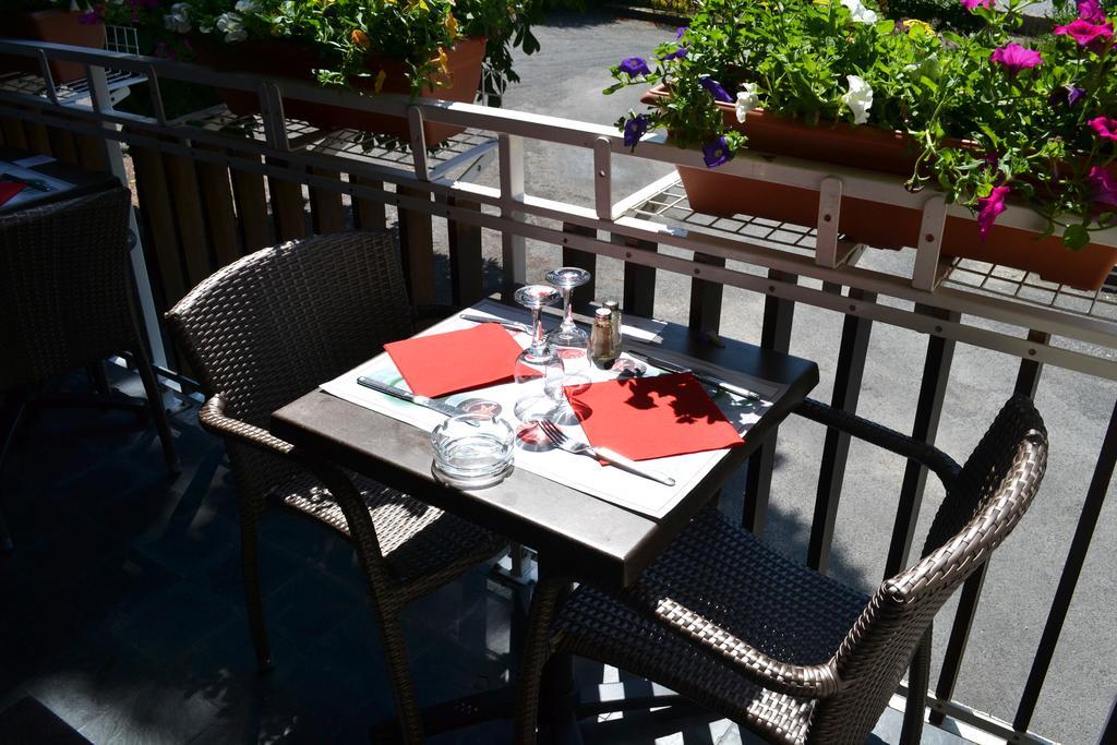 Hotel La Scala Pithiviers Exterior foto