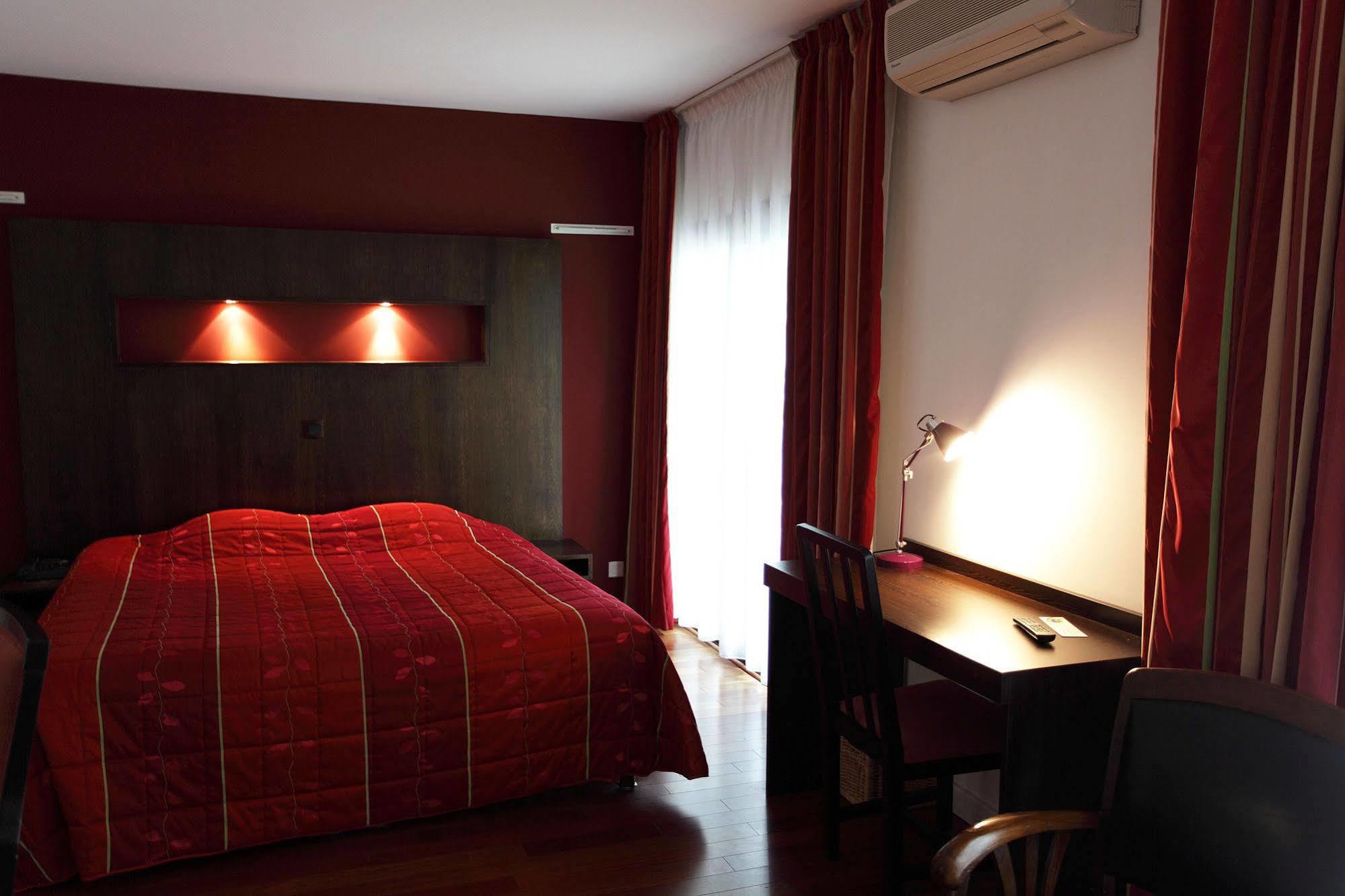 Hotel La Scala Pithiviers Exterior foto